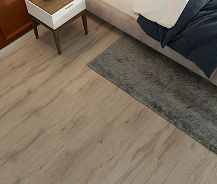 Ламинат EPL210 Дуб Гирлевик бежевый